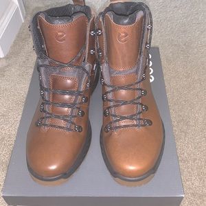 ECCO WINTER BOOTS NEW W BOX SIZE EU 42 US 8-8.5